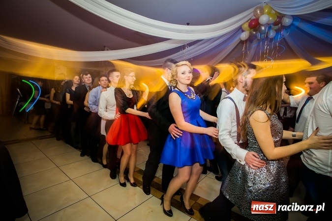 Zdjęcie w galerii na portalu naszraciborz.pl: Bal maturalny raciborskiej Budowlanki wiadomości z regionu