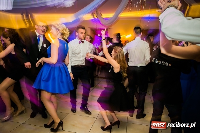 Zdjęcie w galerii na portalu naszraciborz.pl: Bal maturalny raciborskiej Budowlanki wiadomości z regionu
