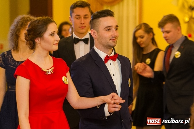 Zdjęcie w galerii na portalu naszraciborz.pl: Bal maturalny raciborskiej Budowlanki wiadomości z regionu