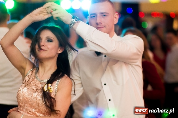 Zdjęcie w galerii na portalu naszraciborz.pl: Bal maturalny raciborskiej Budowlanki wiadomości z regionu