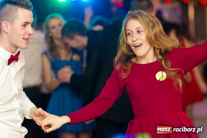 Zdjęcie w galerii na portalu naszraciborz.pl: Bal maturalny raciborskiej Budowlanki wiadomości z regionu