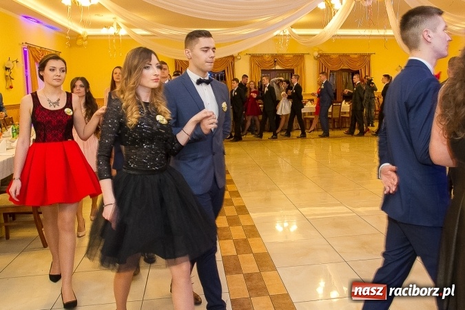 Zdjęcie w galerii na portalu naszraciborz.pl: Bal maturalny raciborskiej Budowlanki wiadomości z regionu