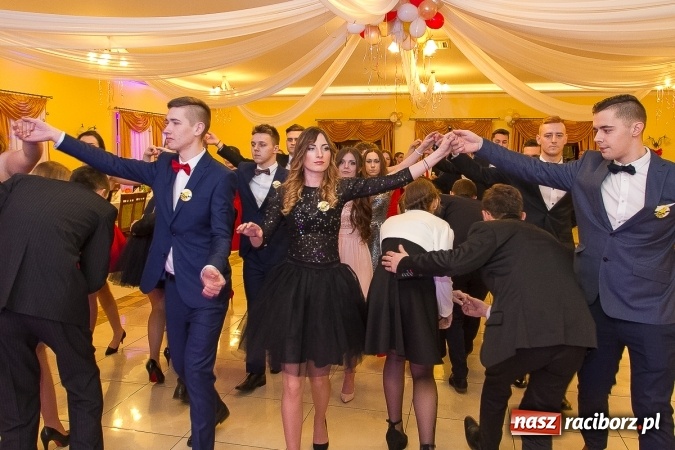 Zdjęcie w galerii na portalu naszraciborz.pl: Bal maturalny raciborskiej Budowlanki wiadomości z regionu