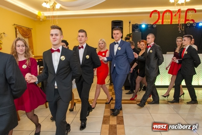 Zdjęcie w galerii na portalu naszraciborz.pl: Bal maturalny raciborskiej Budowlanki wiadomości z regionu