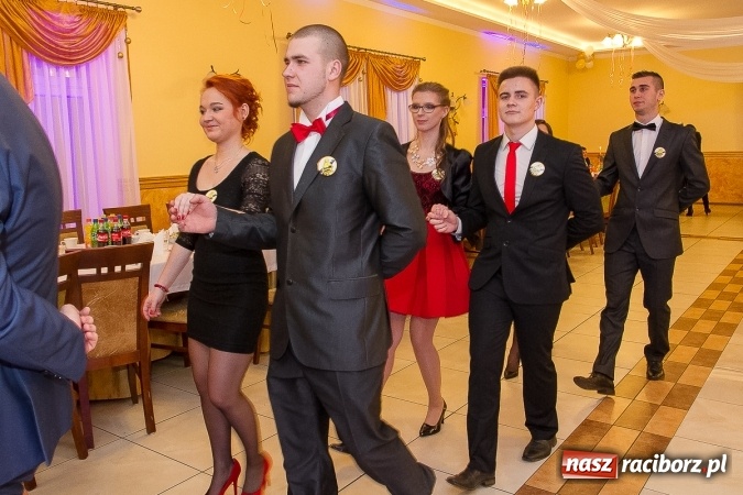 Zdjęcie w galerii na portalu naszraciborz.pl: Bal maturalny raciborskiej Budowlanki wiadomości z regionu