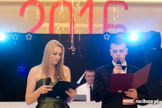 Zdjęcie w galerii na portalu naszraciborz.pl: Bal maturalny raciborskiej Budowlanki wiadomości z regionu