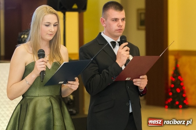 Zdjęcie w galerii na portalu naszraciborz.pl: Bal maturalny raciborskiej Budowlanki wiadomości z regionu