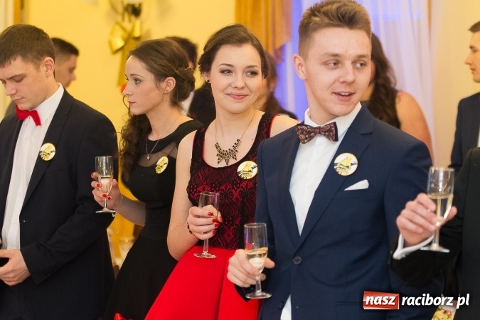 Zdjęcie w galerii na portalu naszraciborz.pl: Bal maturalny raciborskiej Budowlanki wiadomości z regionu