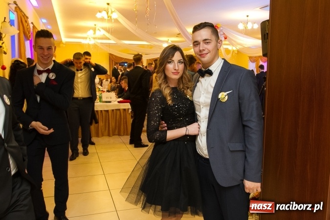 Zdjęcie w galerii na portalu naszraciborz.pl: Bal maturalny raciborskiej Budowlanki wiadomości z regionu