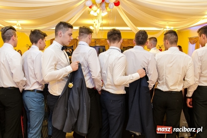 Zdjęcie w galerii na portalu naszraciborz.pl: Bal maturalny raciborskiej Budowlanki wiadomości z regionu