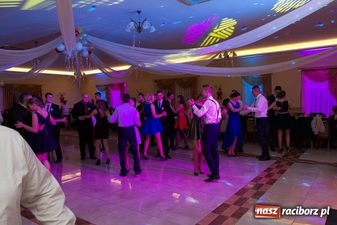 Zdjęcie w galerii na portalu naszraciborz.pl: Bal maturalny raciborskiej Budowlanki wiadomości z regionu