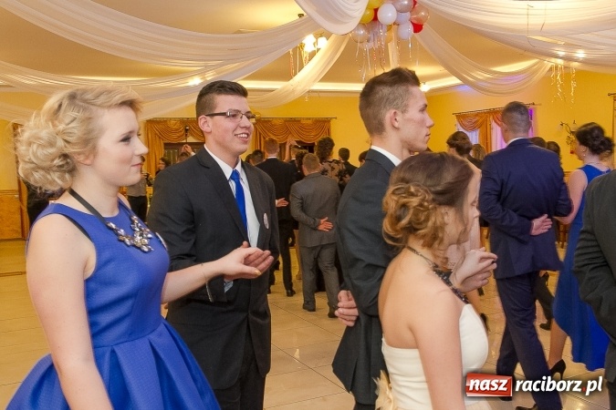 Zdjęcie w galerii na portalu naszraciborz.pl: Bal maturalny raciborskiej Budowlanki wiadomości z regionu