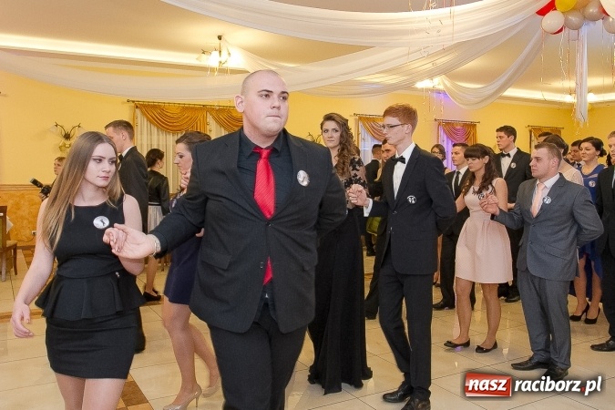 Zdjęcie w galerii na portalu naszraciborz.pl: Bal maturalny raciborskiej Budowlanki wiadomości z regionu