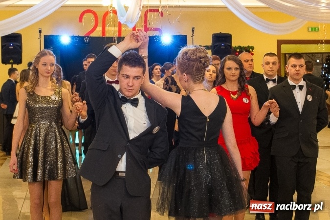 Zdjęcie w galerii na portalu naszraciborz.pl: Bal maturalny raciborskiej Budowlanki wiadomości z regionu