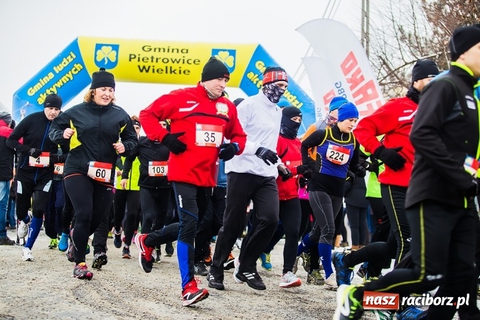 Zdjęcie w galerii na portalu naszraciborz.pl: Ponad dwustu uczestników w IV Eko-Crossie po Ziemi Pietrowickiej wiadomości z regionu