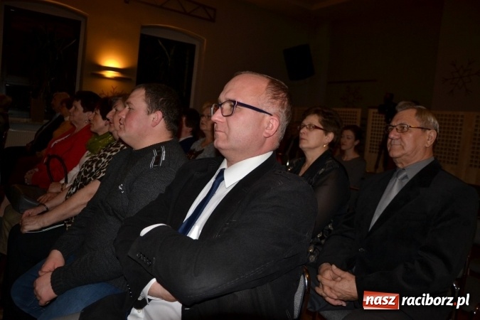 Zdjęcie w galerii na portalu naszraciborz.pl: Tworków. Słuchaj jazzu mały Jezu wiadomości z regionu