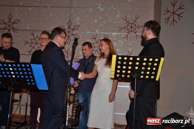 Zdjęcie w galerii na portalu naszraciborz.pl: Tworków. Słuchaj jazzu mały Jezu wiadomości z regionu