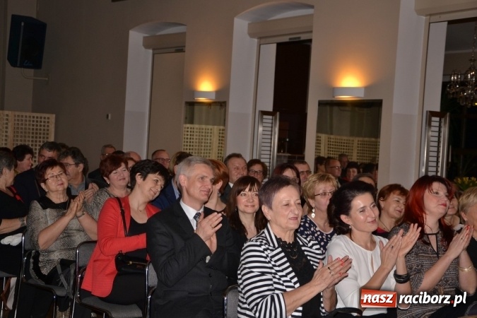 Zdjęcie w galerii na portalu naszraciborz.pl: Tworków. Słuchaj jazzu mały Jezu wiadomości z regionu