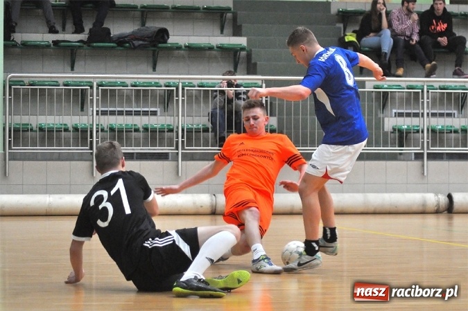 Zdjęcie w galerii na portalu naszraciborz.pl: HLPN: Komplet punktów dla Trzymej Ściana i Feniksa. Harpagany wygrały walkowerem wiadomości z regionu