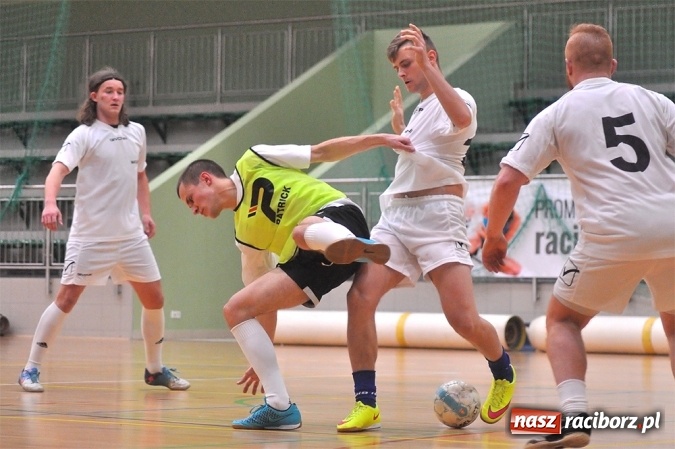 Zdjęcie w galerii na portalu naszraciborz.pl: HLPN: Komplet punktów dla Trzymej Ściana i Feniksa. Harpagany wygrały walkowerem wiadomości z regionu