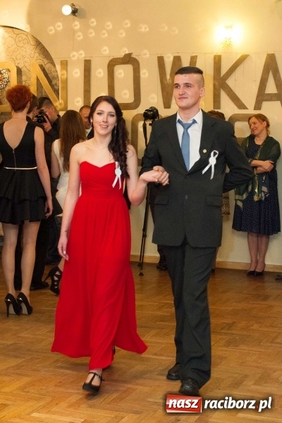 Zdjęcie w galerii na portalu naszraciborz.pl: Bal maturalny raciborskiego Ekonomika w Rogożanach FOTO i WIDEO wiadomości z regionu