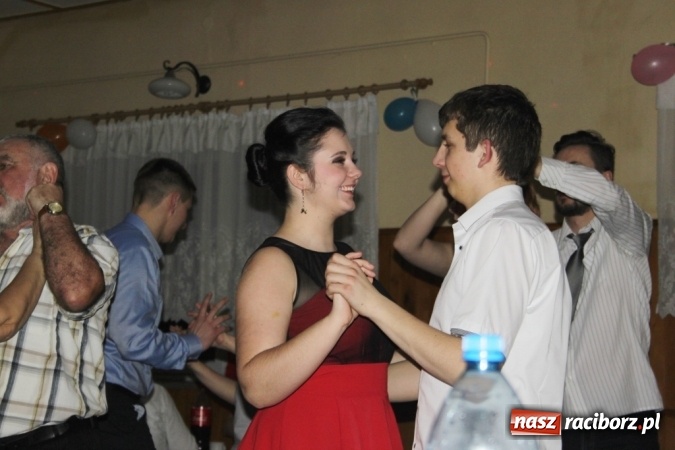 Zdjęcie w galerii na portalu naszraciborz.pl: Tak się bawi LKS Wojnowice wiadomości z regionu