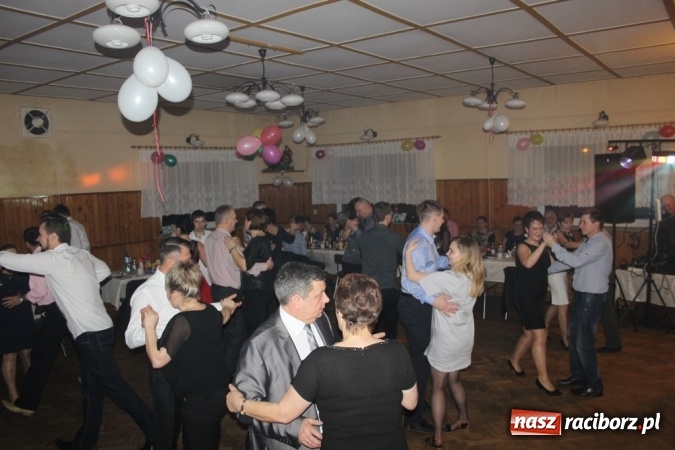 Zdjęcie w galerii na portalu naszraciborz.pl: Tak się bawi LKS Wojnowice wiadomości z regionu