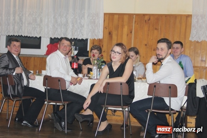 Zdjęcie w galerii na portalu naszraciborz.pl: Tak się bawi LKS Wojnowice wiadomości z regionu