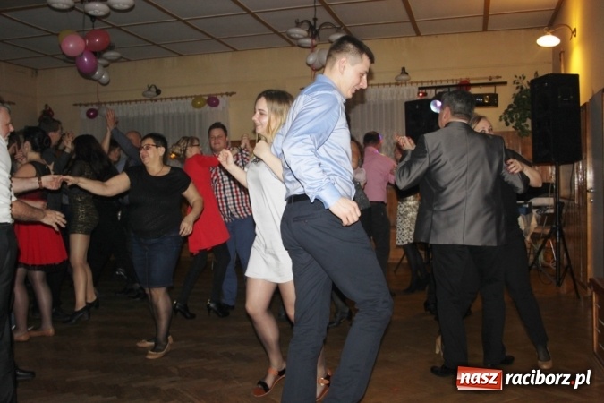 Zdjęcie w galerii na portalu naszraciborz.pl: Tak się bawi LKS Wojnowice wiadomości z regionu