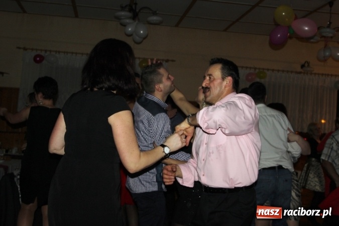 Zdjęcie w galerii na portalu naszraciborz.pl: Tak się bawi LKS Wojnowice wiadomości z regionu