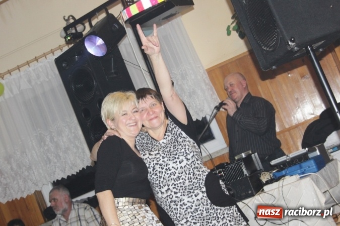 Zdjęcie w galerii na portalu naszraciborz.pl: Tak się bawi LKS Wojnowice wiadomości z regionu