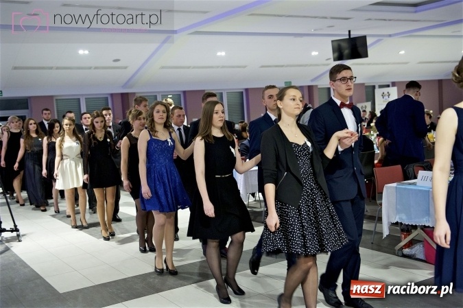 Zdjęcie w galerii na portalu naszraciborz.pl: Szalona studniówka II LO im. Adama Mickiewicza - fotoreportaż z całej imprezy wiadomości z regionu