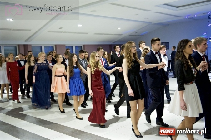 Zdjęcie w galerii na portalu naszraciborz.pl: Szalona studniówka II LO im. Adama Mickiewicza - fotoreportaż z całej imprezy wiadomości z regionu