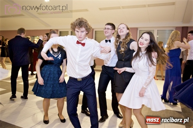Zdjęcie w galerii na portalu naszraciborz.pl: Szalona studniówka II LO im. Adama Mickiewicza - fotoreportaż z całej imprezy wiadomości z regionu