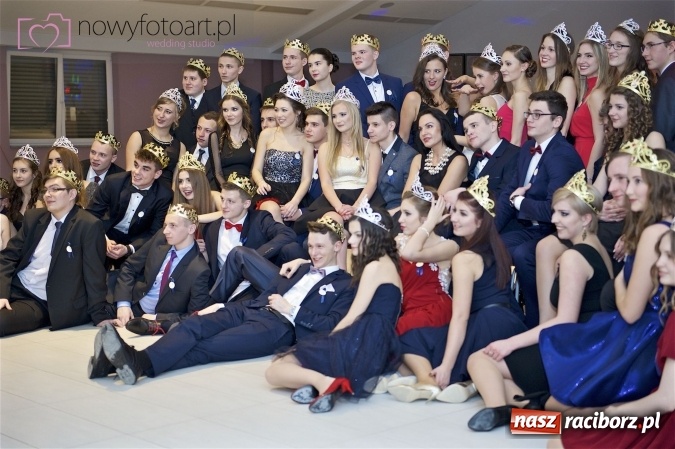 Zdjęcie w galerii na portalu naszraciborz.pl: Szalona studniówka II LO im. Adama Mickiewicza - fotoreportaż z całej imprezy wiadomości z regionu