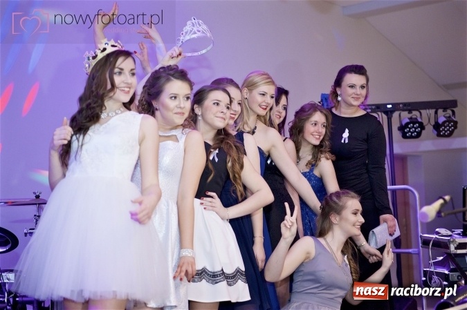 Zdjęcie w galerii na portalu naszraciborz.pl: Szalona studniówka II LO im. Adama Mickiewicza - fotoreportaż z całej imprezy wiadomości z regionu