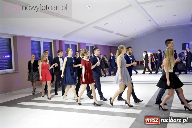 Zdjęcie w galerii na portalu naszraciborz.pl: Szalona studniówka II LO im. Adama Mickiewicza - fotoreportaż z całej imprezy wiadomości z regionu