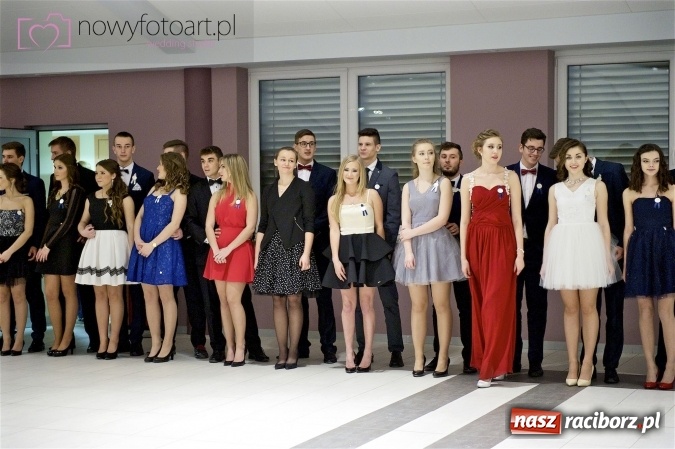 Zdjęcie w galerii na portalu naszraciborz.pl: Szalona studniówka II LO im. Adama Mickiewicza - fotoreportaż z całej imprezy wiadomości z regionu