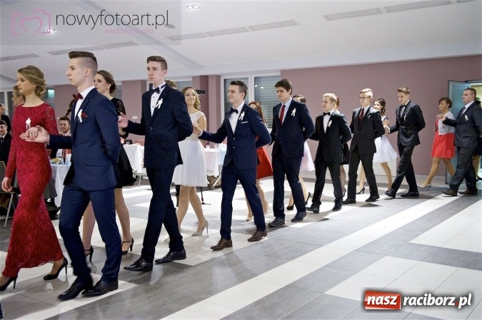 Zdjęcie w galerii na portalu naszraciborz.pl: Szalona studniówka II LO im. Adama Mickiewicza - fotoreportaż z całej imprezy wiadomości z regionu