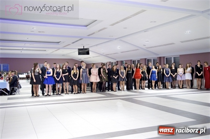 Zdjęcie w galerii na portalu naszraciborz.pl: Szalona studniówka II LO im. Adama Mickiewicza - fotoreportaż z całej imprezy wiadomości z regionu