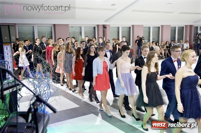 Zdjęcie w galerii na portalu naszraciborz.pl: Szalona studniówka II LO im. Adama Mickiewicza - fotoreportaż z całej imprezy wiadomości z regionu