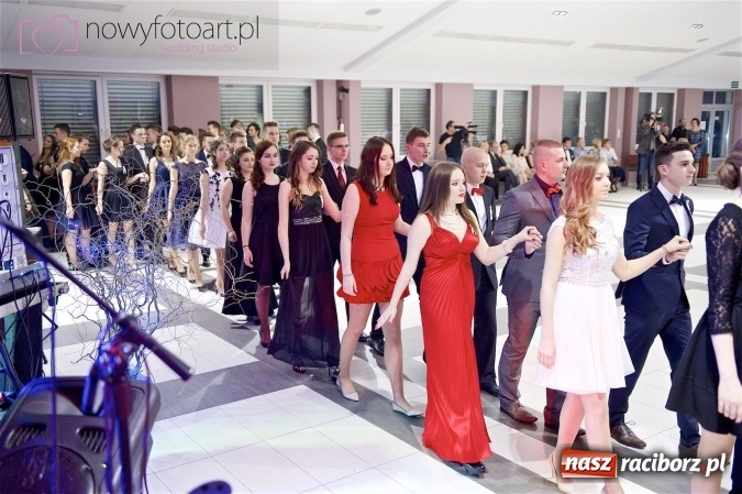 Zdjęcie w galerii na portalu naszraciborz.pl: Szalona studniówka II LO im. Adama Mickiewicza - fotoreportaż z całej imprezy wiadomości z regionu