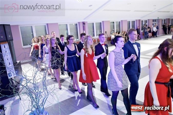 Zdjęcie w galerii na portalu naszraciborz.pl: Szalona studniówka II LO im. Adama Mickiewicza - fotoreportaż z całej imprezy wiadomości z regionu