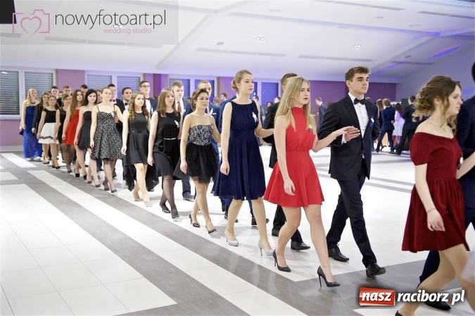 Zdjęcie w galerii na portalu naszraciborz.pl: Szalona studniówka II LO im. Adama Mickiewicza - fotoreportaż z całej imprezy wiadomości z regionu