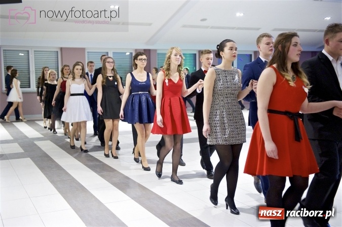 Zdjęcie w galerii na portalu naszraciborz.pl: Szalona studniówka II LO im. Adama Mickiewicza - fotoreportaż z całej imprezy wiadomości z regionu