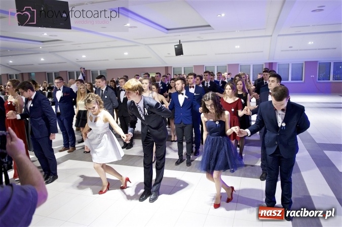 Zdjęcie w galerii na portalu naszraciborz.pl: Szalona studniówka II LO im. Adama Mickiewicza - fotoreportaż z całej imprezy wiadomości z regionu