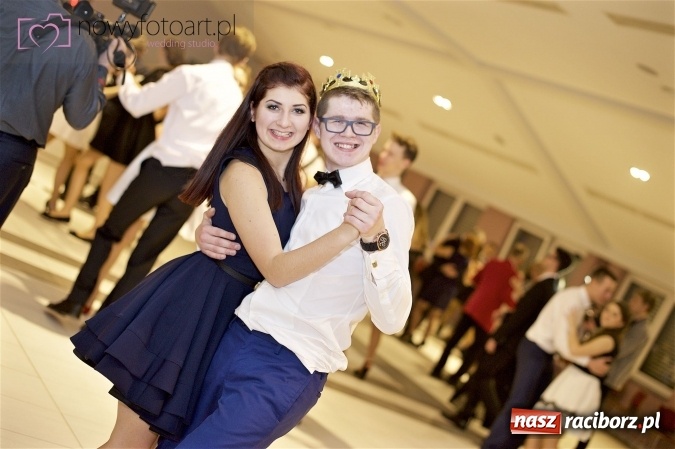 Zdjęcie w galerii na portalu naszraciborz.pl: Szalona studniówka II LO im. Adama Mickiewicza - fotoreportaż z całej imprezy wiadomości z regionu