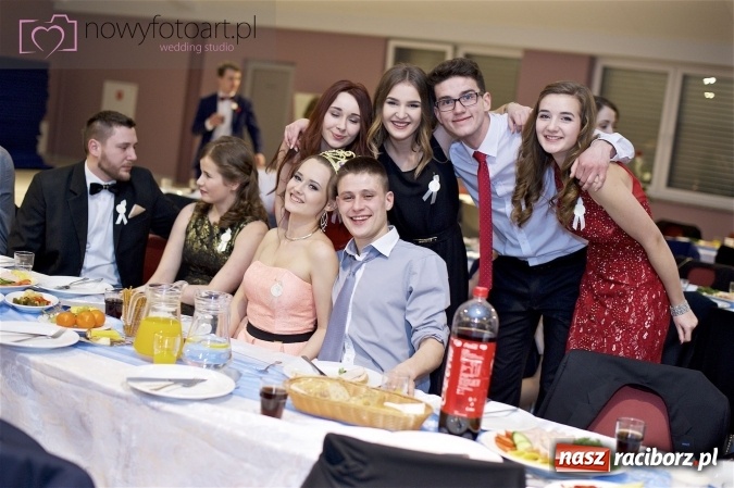 Zdjęcie w galerii na portalu naszraciborz.pl: Szalona studniówka II LO im. Adama Mickiewicza - fotoreportaż z całej imprezy wiadomości z regionu