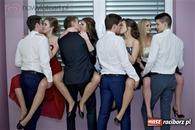 Zdjęcie w galerii na portalu naszraciborz.pl: Szalona studniówka II LO im. Adama Mickiewicza - fotoreportaż z całej imprezy wiadomości z regionu