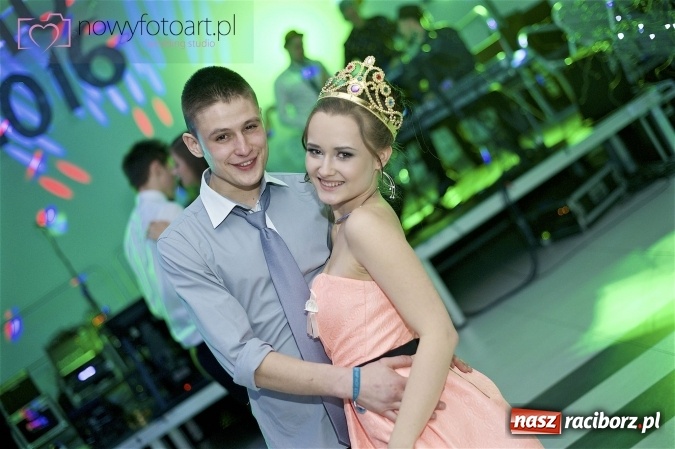 Zdjęcie w galerii na portalu naszraciborz.pl: Szalona studniówka II LO im. Adama Mickiewicza - fotoreportaż z całej imprezy wiadomości z regionu